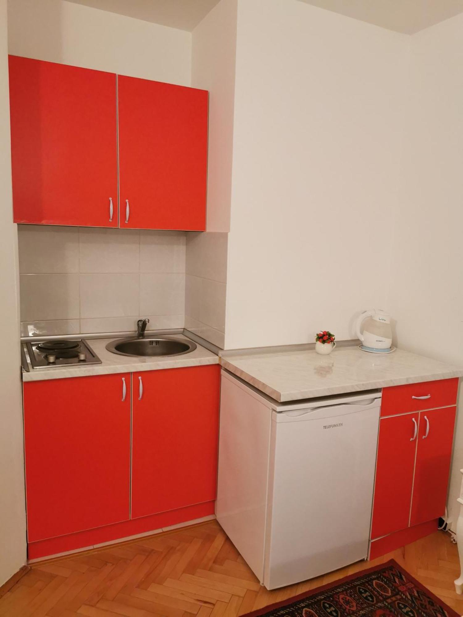 Apartments Popovic コトル 部屋 写真