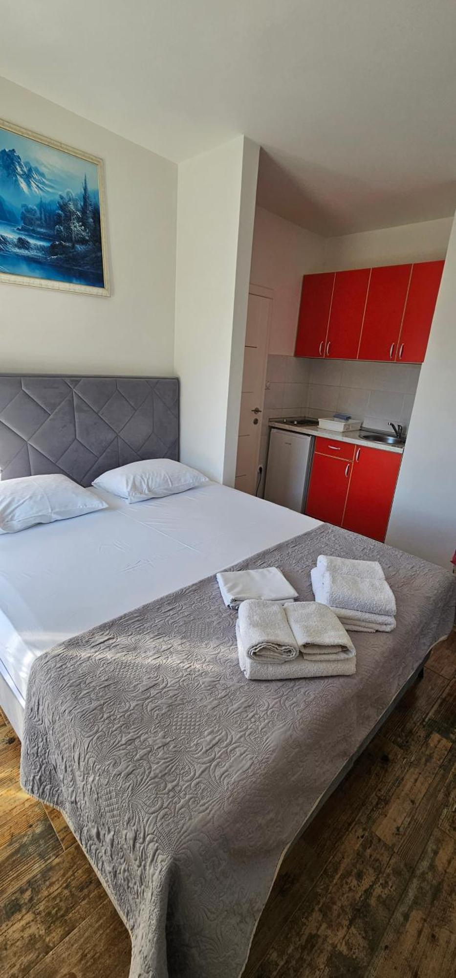 Apartments Popovic コトル エクステリア 写真