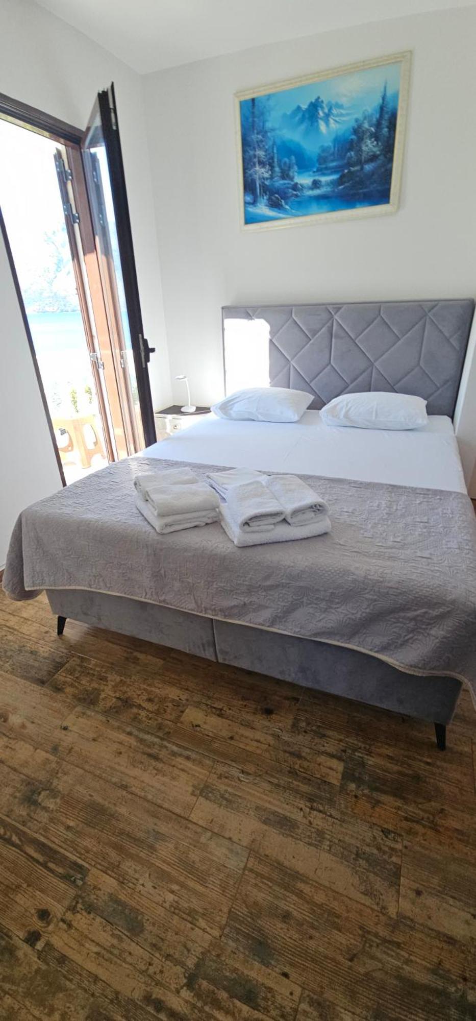 Apartments Popovic コトル エクステリア 写真